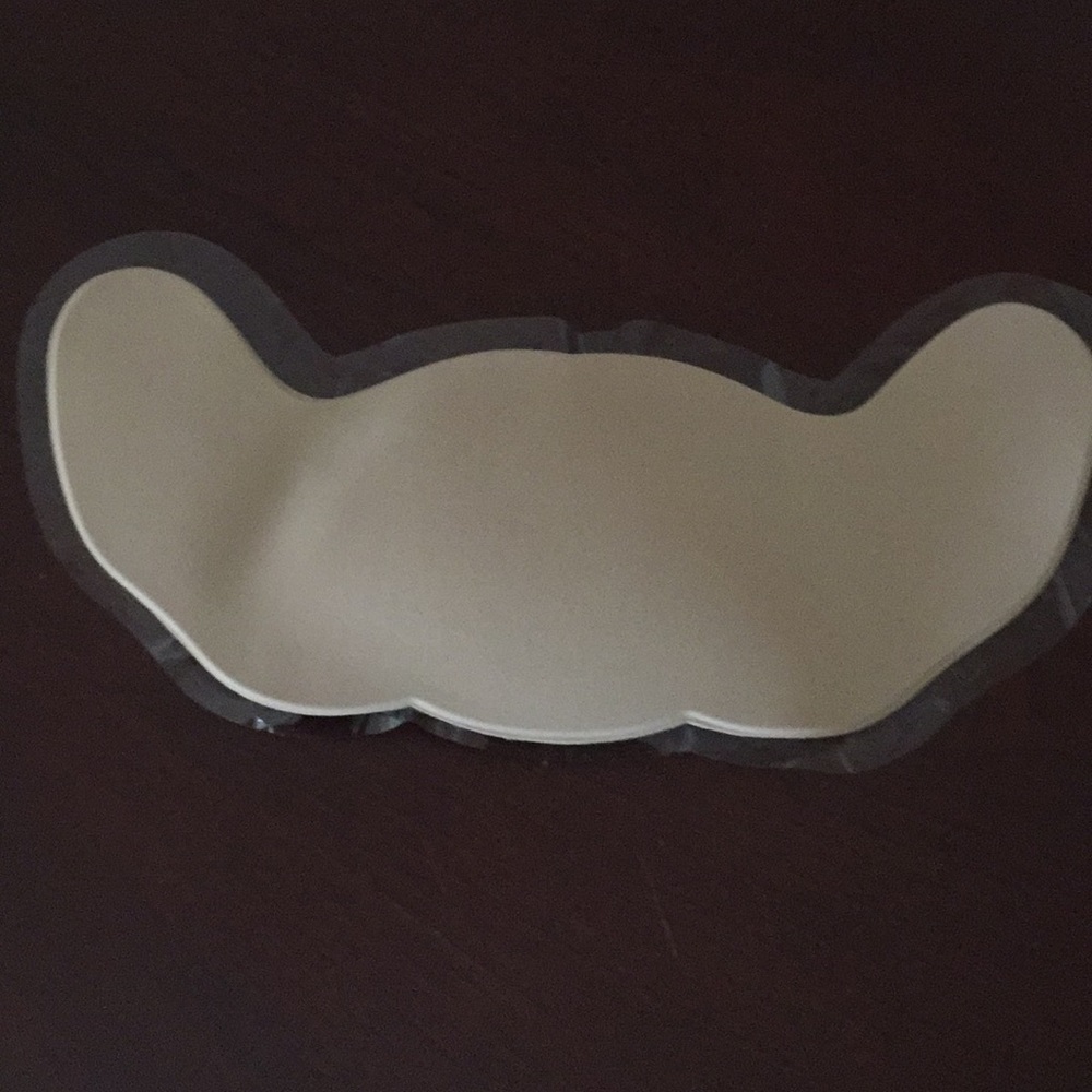 Ultimate Adhesive Bra - Picture 2 of 5